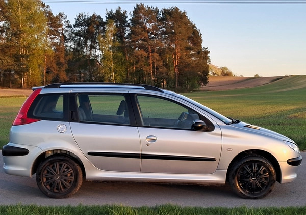 Peugeot 206 cena 7900 przebieg: 180480, rok produkcji 2002 z Ryki małe 352